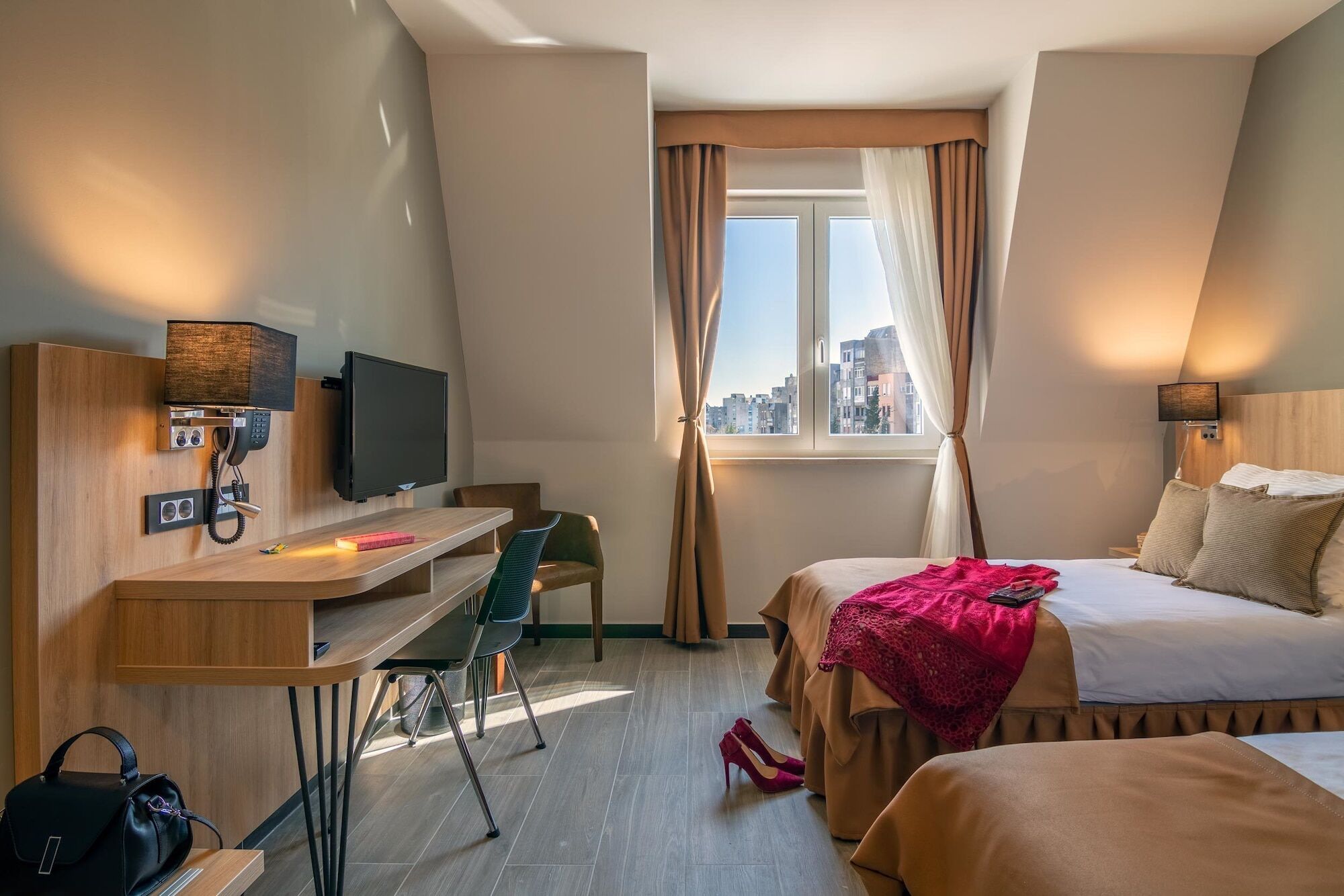 Hotel Resurs Podgorica Exterior photo