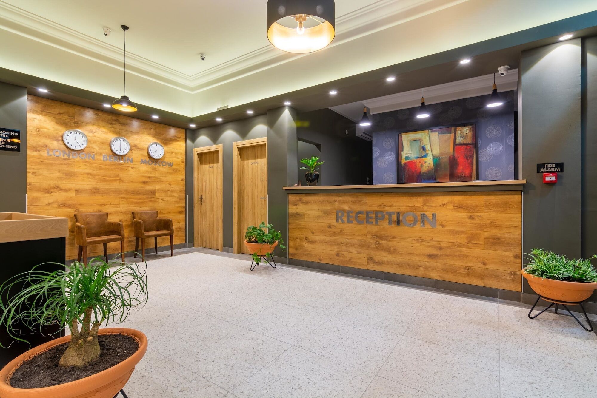 Hotel Resurs Podgorica Exterior photo