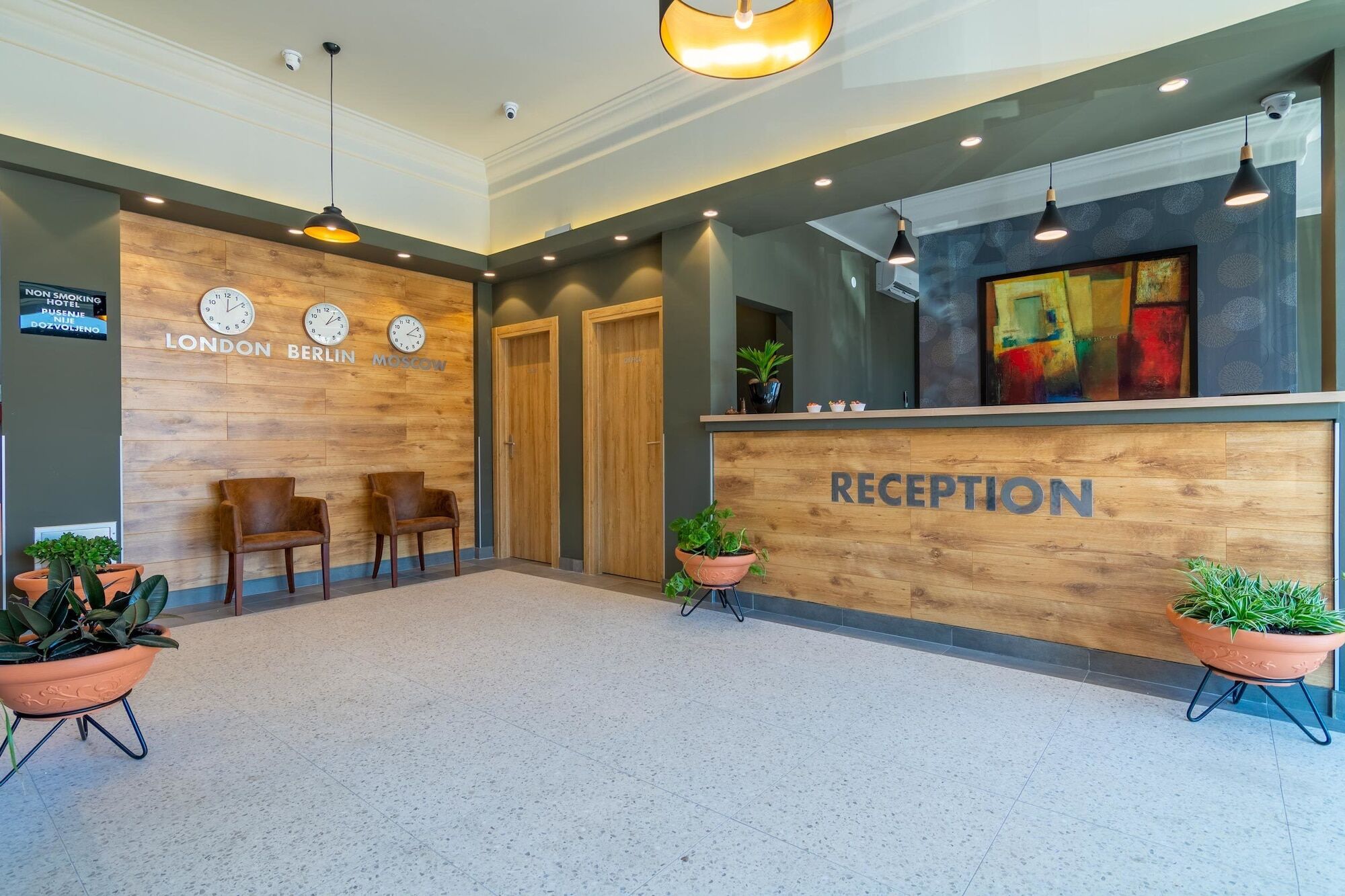 Hotel Resurs Podgorica Exterior photo