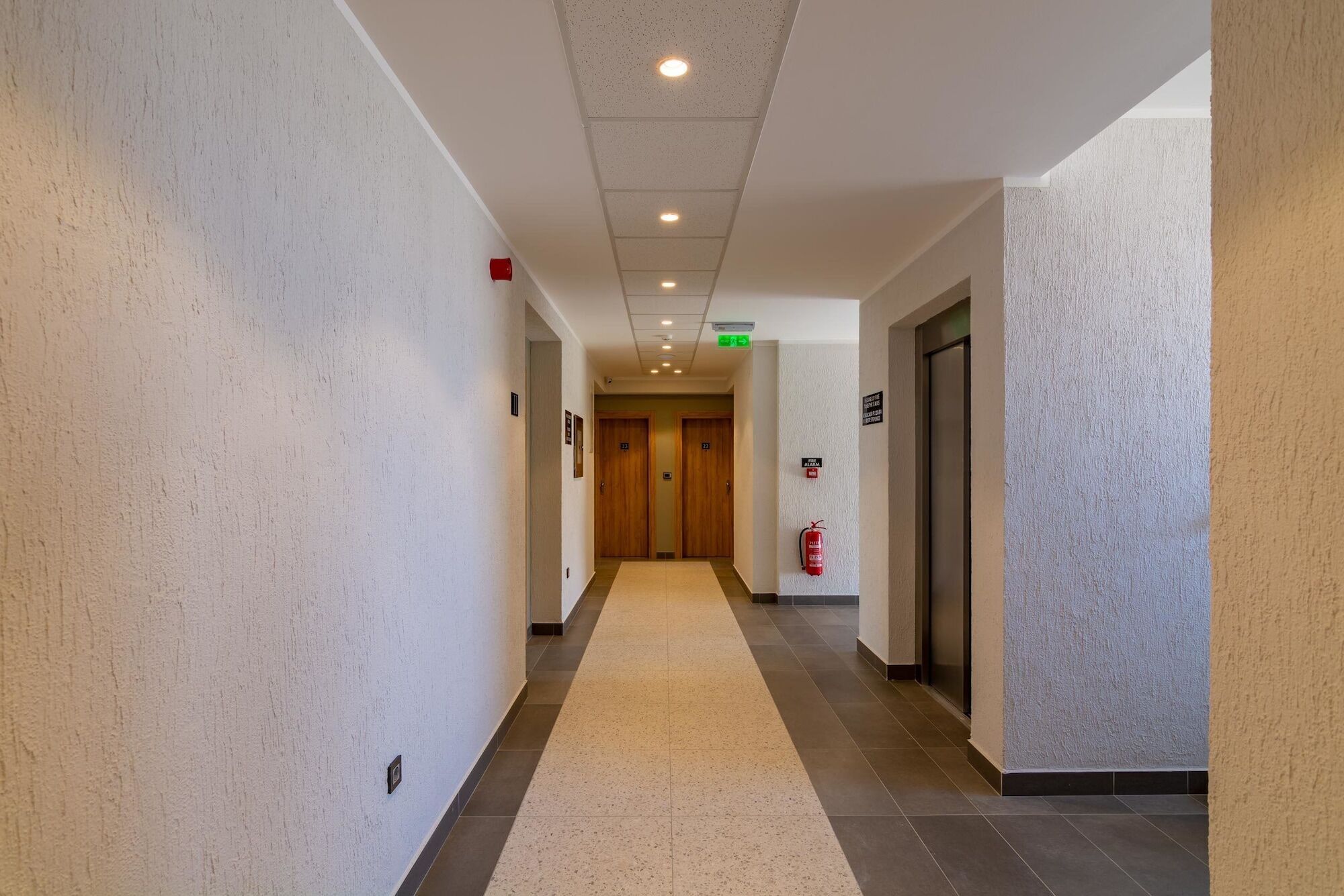 Hotel Resurs Podgorica Exterior photo